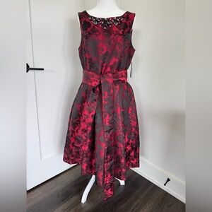Jessica Howard Red & Black Floral Jacquard Fit & Flare Dress – Size 12 – NWT